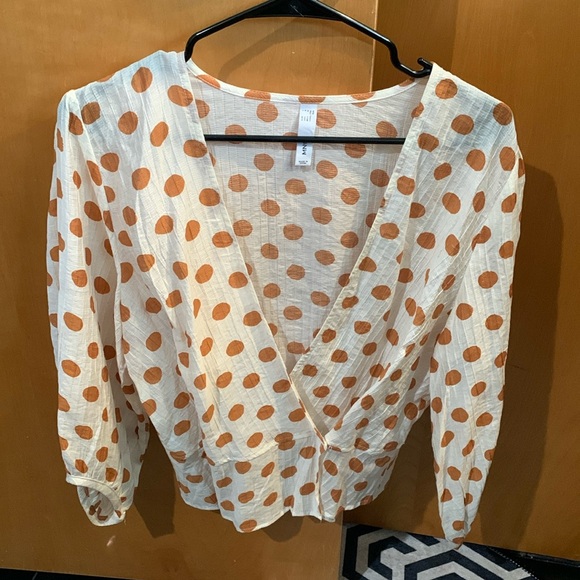 Mango Tops - Polk-a-dot top MNG never worn, no tags